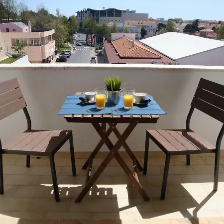 Village Market Apartment Cascais